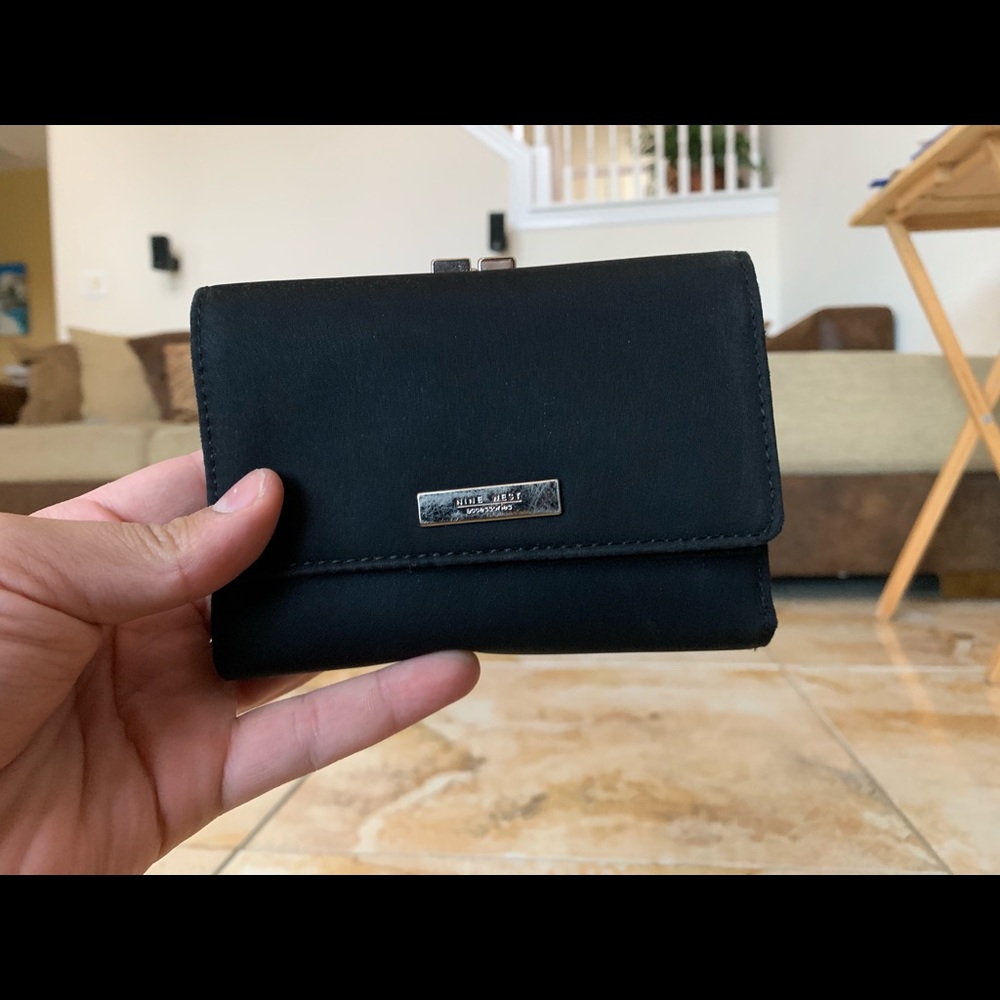 Small black wallet by Nine West
